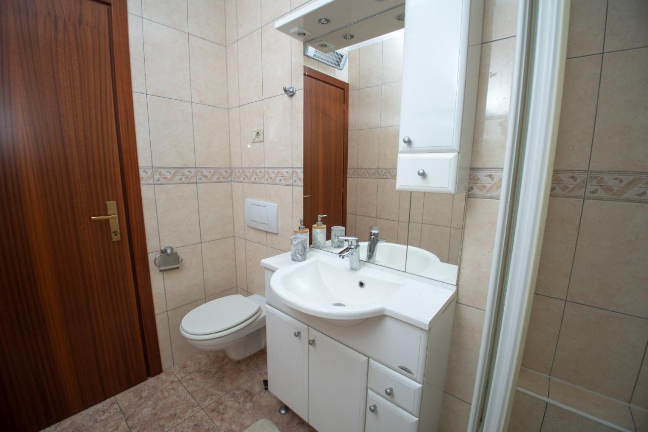 Apartment Fluid Split Luaran gambar
